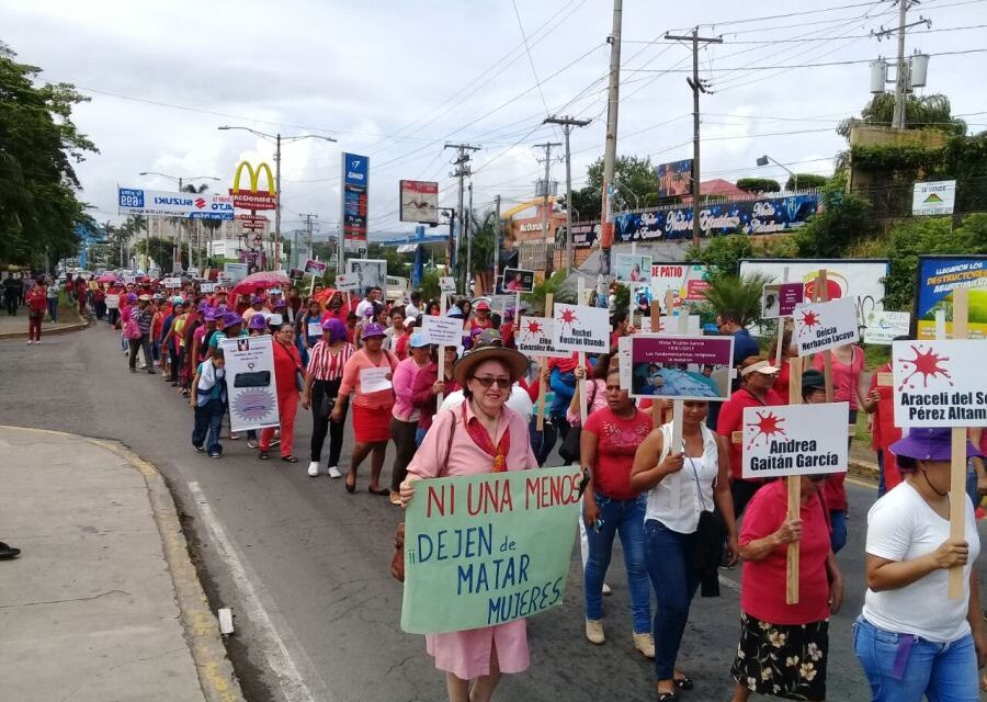Dictadura y pandemia, los principales victimarios de mujeres en Nicaragua, revela estudio