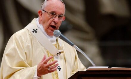 Papa Francisco demandó solución a la situación de Venezuela y fin de la guerra en Siria.