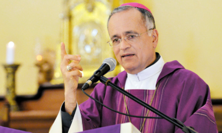 Cardenal Brenes y monseñor Báez instan a “construir la paz” este 2023