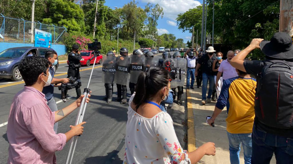 Día nacional del periodista en Nicaragua llega en medio de exilio, destierro y encarcelamiento