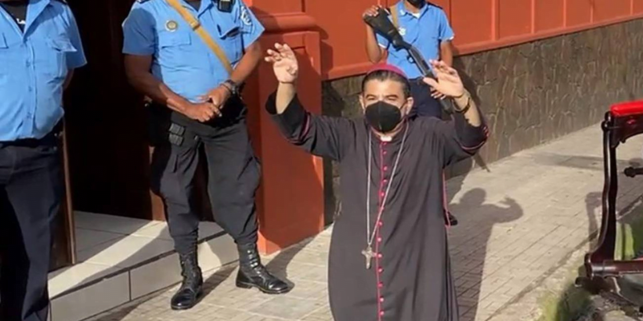 Régimen listo para efectuar audiencia inicial contra Obispo Álvarez