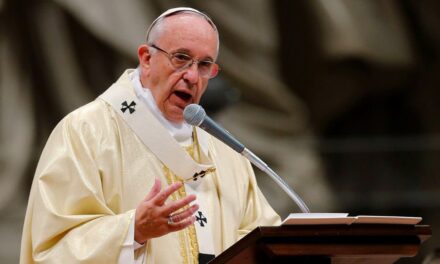 Papa Francisco: Nos encaminamos a la gran guerra mundial por el agua