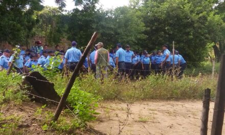 Desalojan a 20 familias para darle la tierra a retirados del Ejército