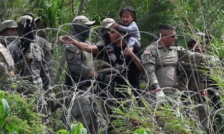 Dictadura Ortega-Murillo facilita la migración como una amenaza a EEUU, asegura experto