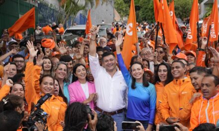 Primaria Venezuela: se retiran 2 candidatos, Freddy Superlano respalda a Machado