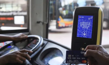 Costa Rica cuenta con transporte público qué aceptan tarjetas bancarias