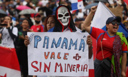 Protestas masivas en Panamá por ley minera
