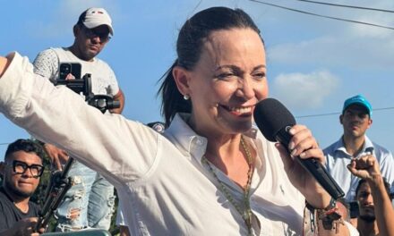 Dictadura chavista ordena captura para equipo de campaña de María Corina Machado