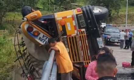 En víspera de nochebuena 14 personas murieron en accidente de tránsito en Matagalpa