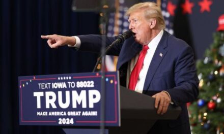 Corte Suprema de Michigan decide que Donald Trump permanece en la boleta electoral