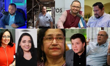 La historia de nueve periodistas que siguen informando pese a la apatridia impuesta hace un año por Ortega