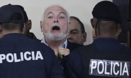 Panamá niega salvoconducto al expresidente Martinelli, quien busca salir a Nicaragua