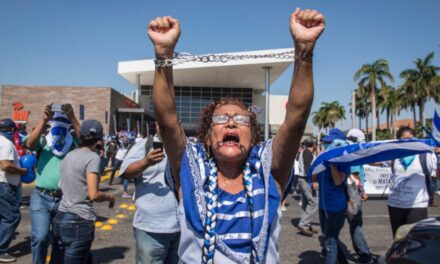 Flor Ramírez, «la señora del huipil», que desafió a la dictadura de Ortega en 2018