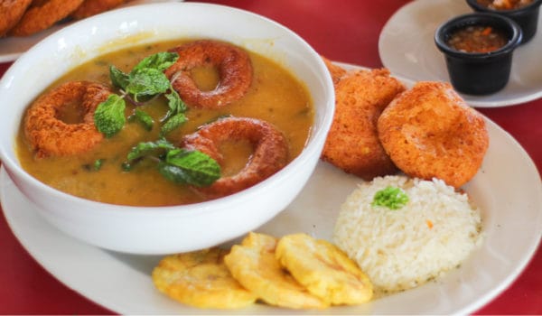 Sopa de queso y pescado seco, el sabor de la Semana Santa