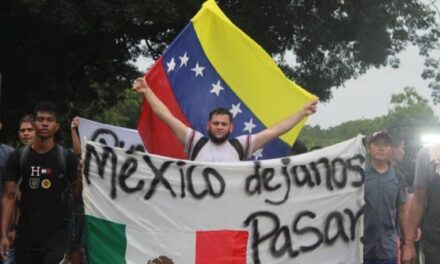 Migrantes venezolanos no caen con “anzuelos” de Maduro para regresar a su país