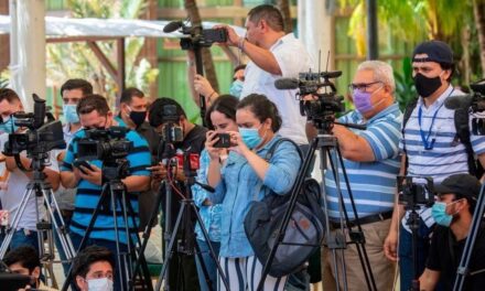 Destierran a otra periodista nicaragüense