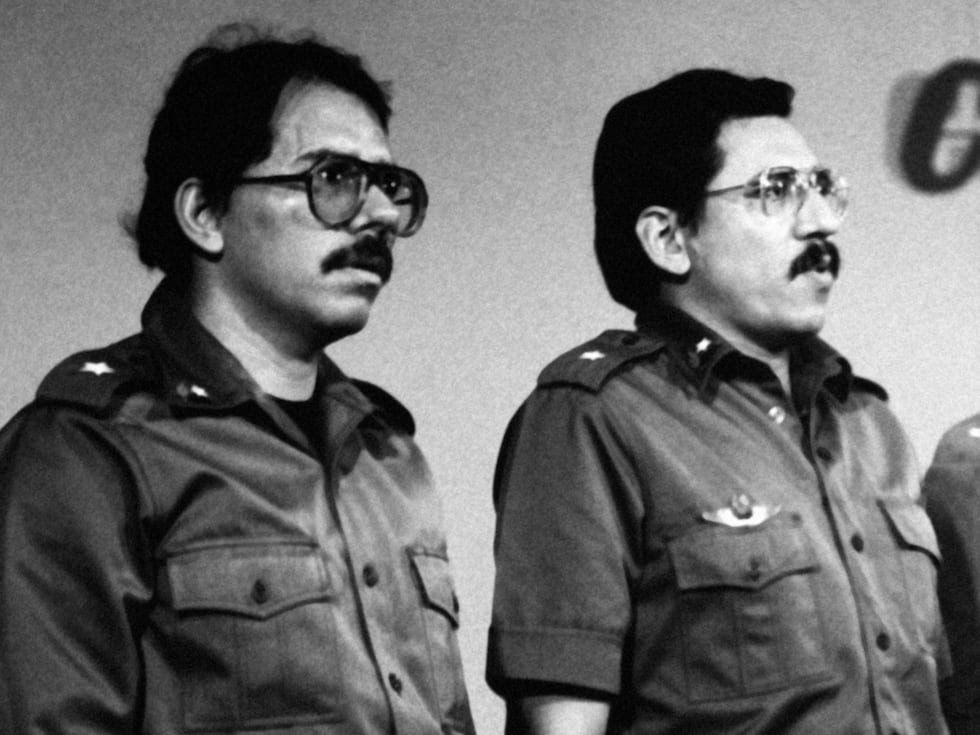 Daniel Ortega y Humberto Ortega